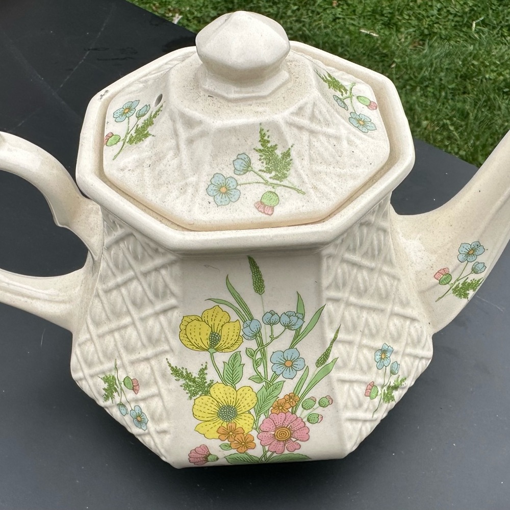 Floral Ceramic Teapot